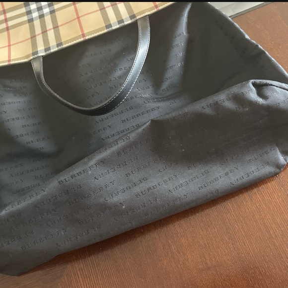 Authentic Burberry nova check tote bag used in very good condition - Picture 3 of 11